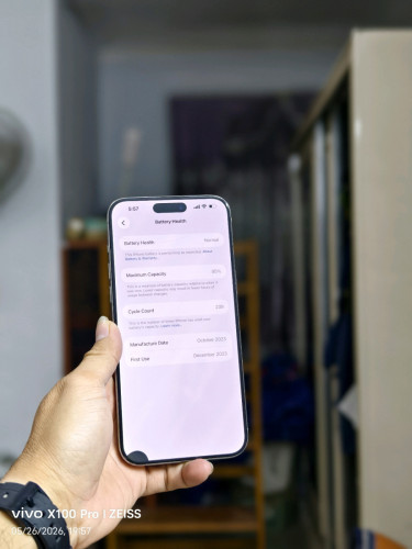 Iphone15pro max 1000G ZA ម៉ាសុីនស្រុីនអេក្រង់ស្រុីន ជាំបែក