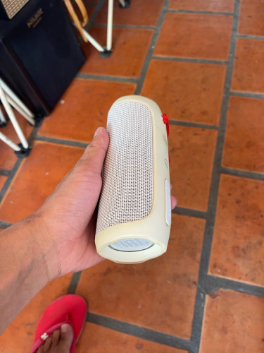 Jbl flip 4