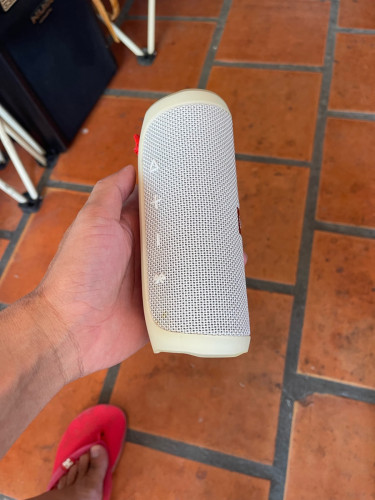 Jbl flip 4