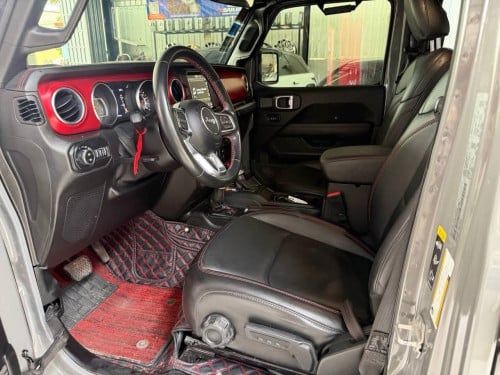 Jeep 2021 Rubicon ម្ចាស់ដើមទីមួយឡានក្រុមហ៊ុន