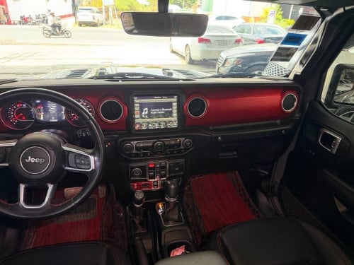 Jeep 2021 Rubicon ម្ចាស់ដើមទីមួយឡានក្រុមហ៊ុន