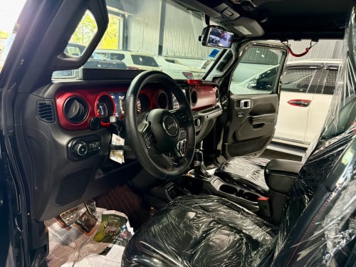 Jeep Wrangler up rubicon ថ្មីដាច់