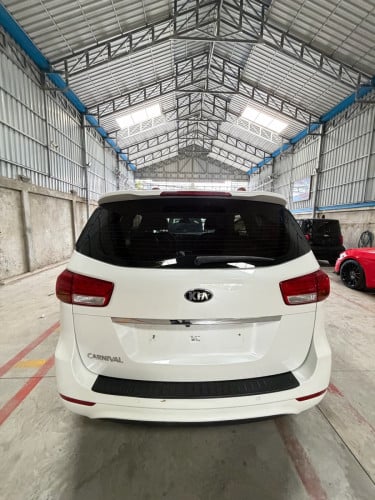 Kia Carnival 2015 H/F