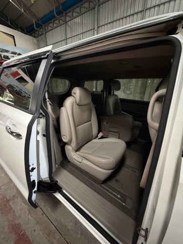 Kia Carnival 2015 H/F