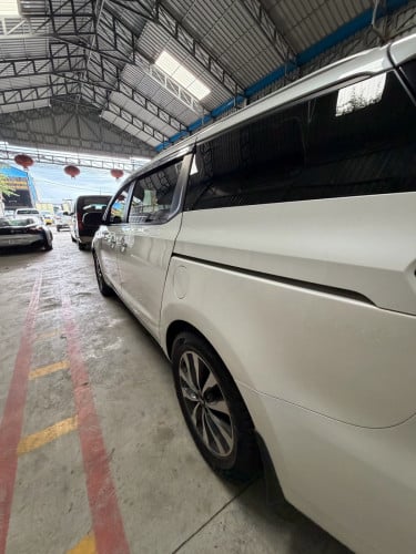 Kia Carnival 2015 H/F