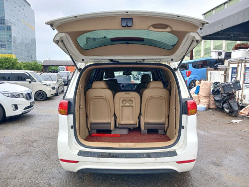 KIA CARNIVAL 2016
