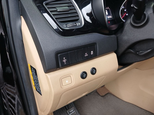 KIA CARNIVAL Limousine 2015