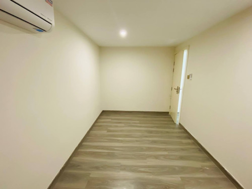L Tower 271 (2bedroom available on sale)