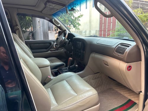 Land ឆ្នាំ2000ម៉ាស៊ូត :14500$តបាន