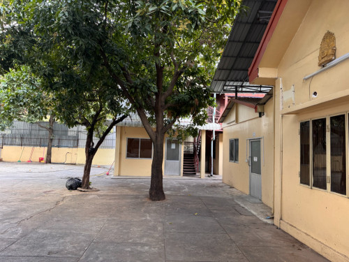 Land for Sale in Sangkat Tonle Bassac (25m x 40m)
