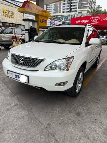 Lexus 330 04/H/F/Pong1