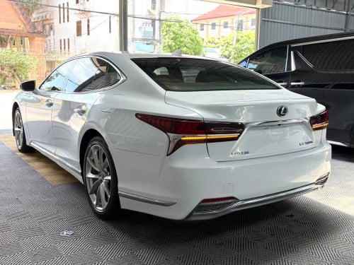 Lexus LS500h 2018 ថ្មីក្រដាស់ពន្ធស្រុកខ្មែរ🥰