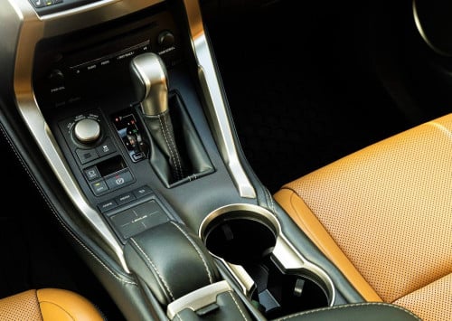 Lexus NX200T 9 Button Luxury ក្រដាសពន្ធ