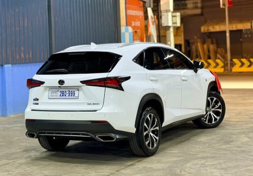 Lexus NX300 Full 2018 F-Sport
