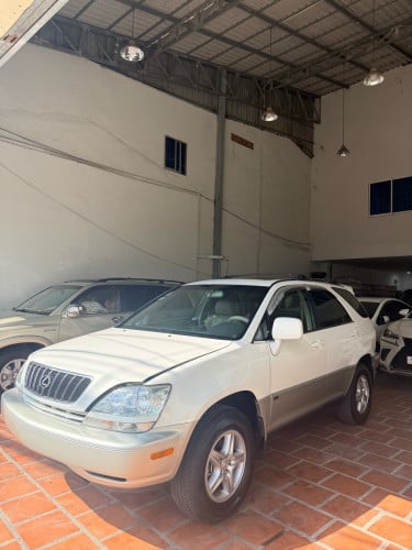 Lexus Rx300 Lazer 2002: 12300$