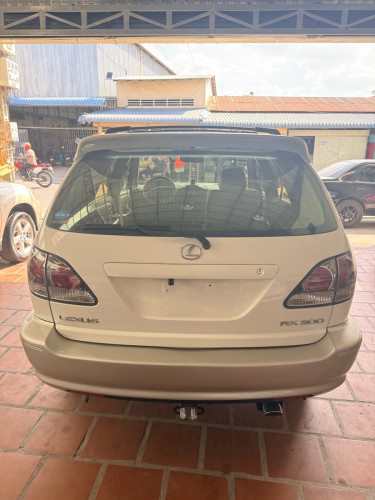 Lexus Rx300 Lazer 2002: 12300$