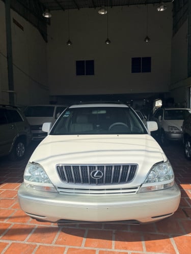 Lexus Rx300 Lazer 2002: 12300$