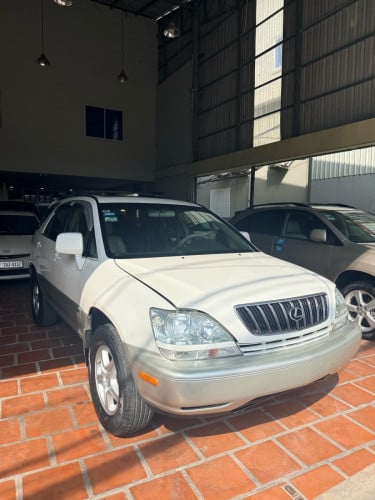 Lexus Rx300 Lazer 2002: 12300$