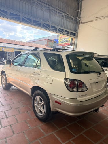 Lexus Rx300 Lazer 2002: 12300$