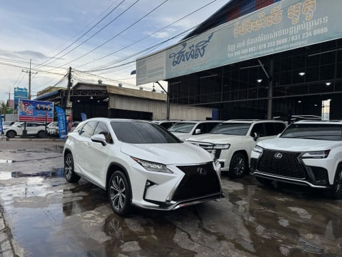Lexus Rx450h 2019 Full OPTION Premium + HUD ឡើងកាង F-Sport ឲ រៀបចំមួយស្អាតឲ2 keys + (គីឡូតិច ឡានមូល)