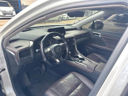 Lexus Rx450h 2019 Full OPTION Premium + HUD ឡើងកាង F-Sport ឲ រៀបចំមួយស្អាតឲ2 keys + (គីឡូតិច ឡានមូល)