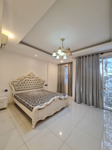 Link B for rent in Borey Chip Mong land sensok Aeon2 price 650$ negotiable full furnish