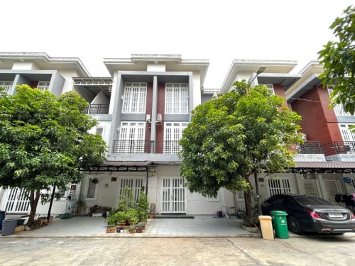 Link House for Rent at Borey Thai Chun Kry, Sen Sok