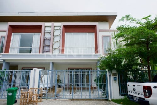 Link Villa for Rent at Borey Orkide The Botanic City