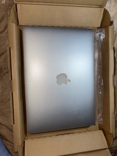 MacBook Air 2015 แแ
แแแขแถแ 98%