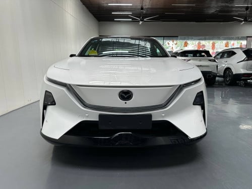 Mazda EZ-60 with optional 21-inch wheels
