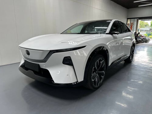 Mazda EZ-60 with optional 21-inch wheels