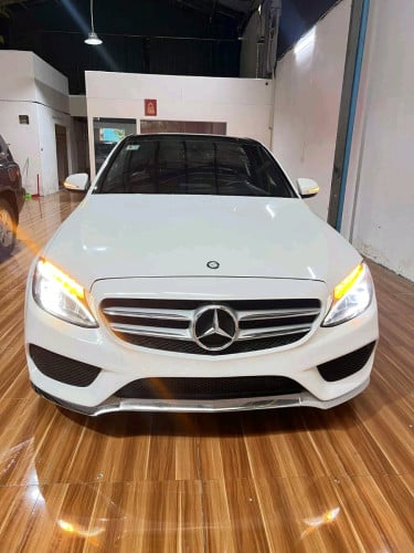 Mercedes Benz C300 AMG year 2015