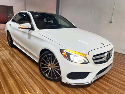 Mercedes Benz C300 AMG year 2015