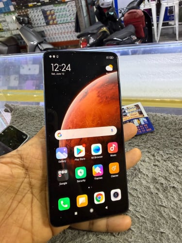 Mi 9T Memory64G Global Sim2 មានឆ្នាំងសាក