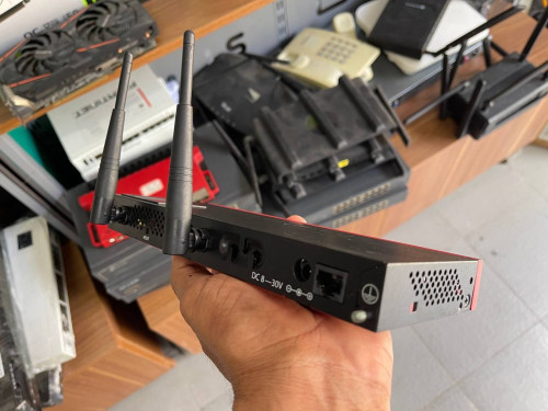 MikroTik Router RB2011UiAS