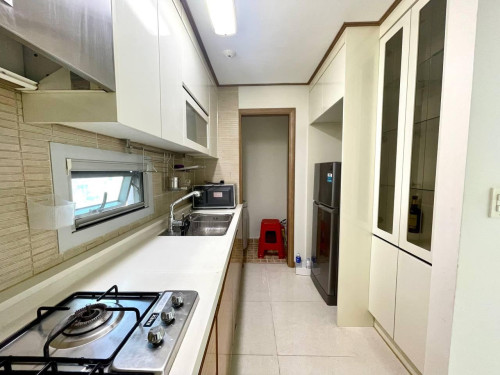 Minimalist One Bedroom Condo for Rent in BKK1