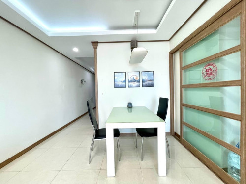 Minimalist One Bedroom Condo for Rent in BKK1