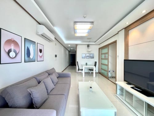 Minimalist One Bedroom Condo for Rent in BKK1