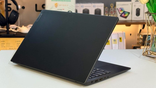 Model: Lenovo V15 G2 IGL (1ទឹកស្អាត 98%)