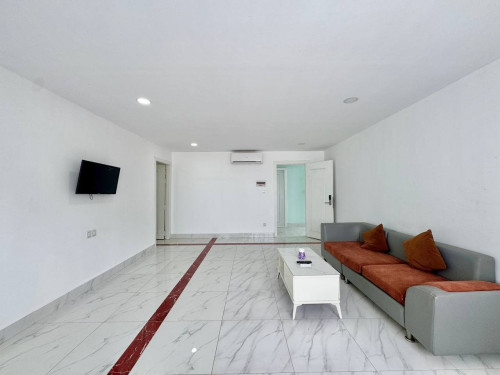 Modern 1 Bedroom Apartment in Toul Tom Poung Area (Russian Market)