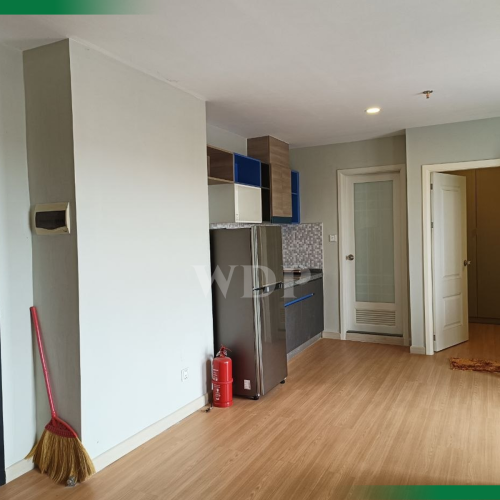 Nicely and furnished condominium