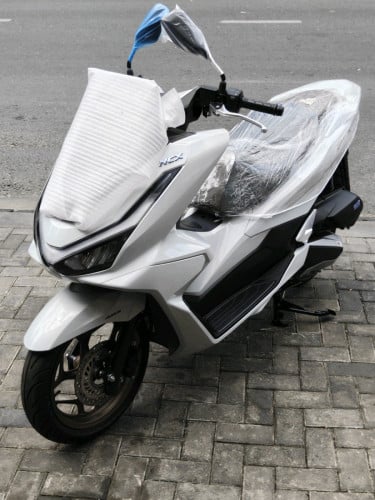 PCX 2025 160cc ថ្មីកេស