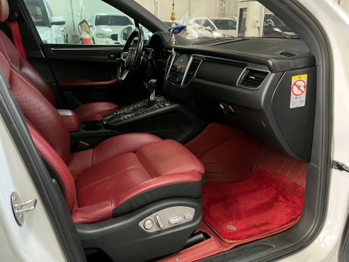 Porsche Macan GTS 2018