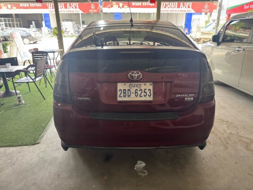 Prius 2005 half full ឡានស្អាត