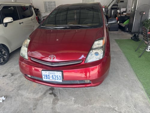 Prius 2005 half full ឡានស្អាត