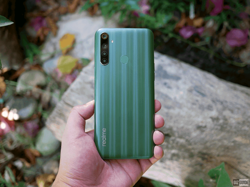 Realme 6i 4/128GB ពណ៌ត្រីអ៊ី