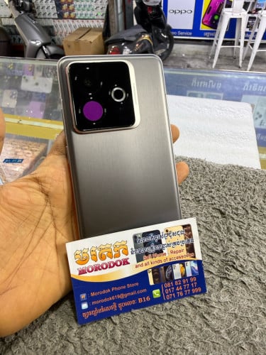 Realme GT7Pro 5G Ram12G Memory256G C/H sim2 99% មានឆ្នាំងសាក