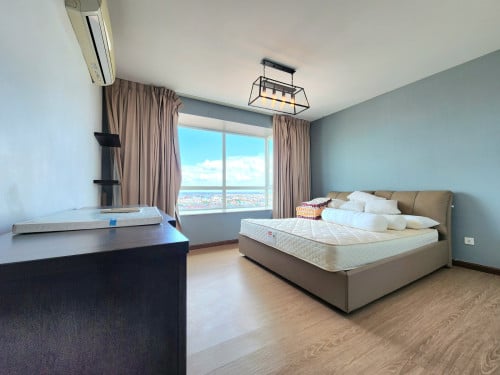 Rose Condo 2 Bedrooms for rent high floor