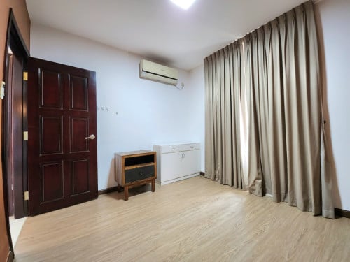 Rose Condo 2 Bedrooms for rent high floor