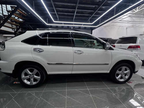 Rx 330 2004 H-Full  ប៉ុង១ ក្នុងលឿង